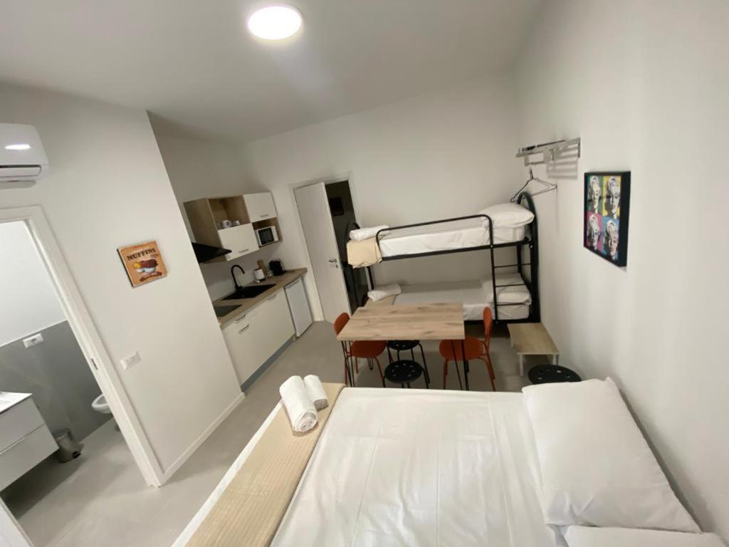 San Dionigi 11 Studio Apartments Milano Eksteriør bilde